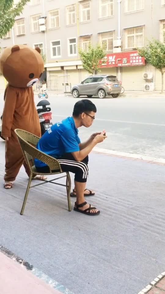 吃瓜挨揍图片大全,盘点那些搞笑挨揍瞬间